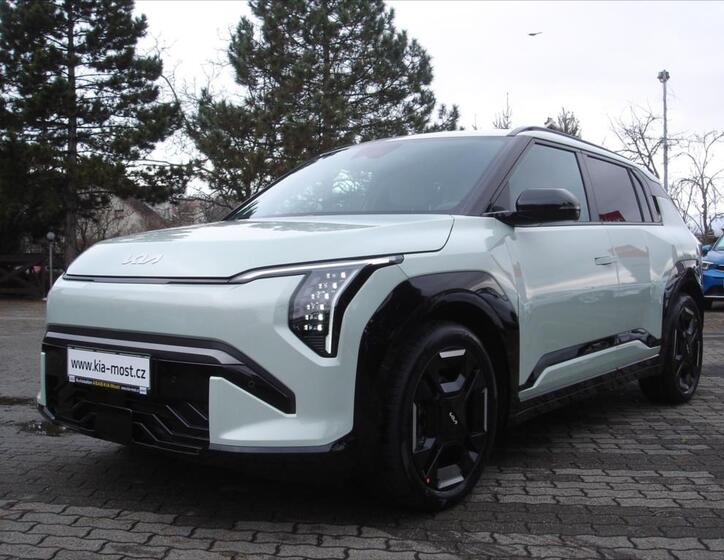 KIA EV3 4
