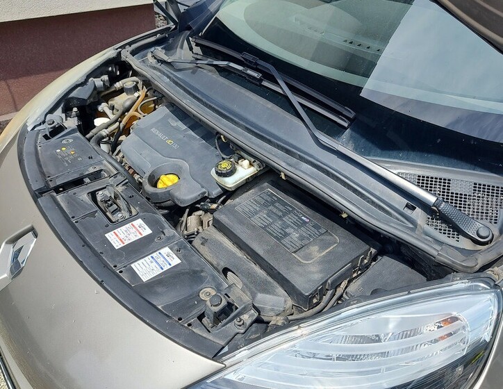 Renault Grand Scénic 8