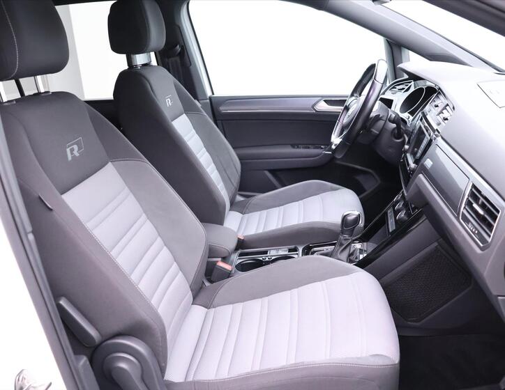 Volkswagen Touran 14