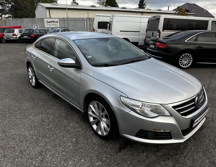 Volkswagen Passat CC 8