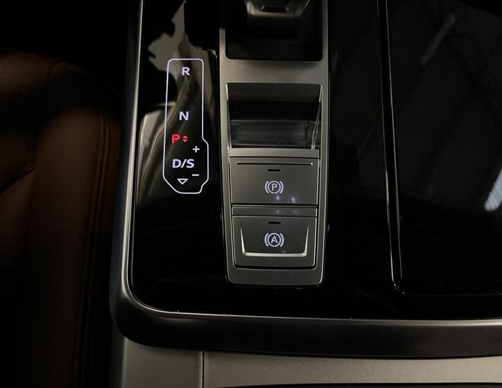 Audi Q7 18