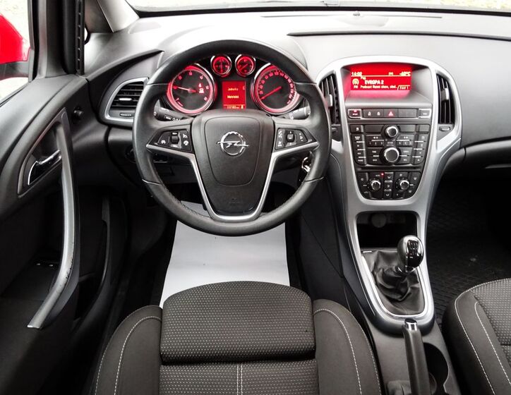 Opel Astra 7