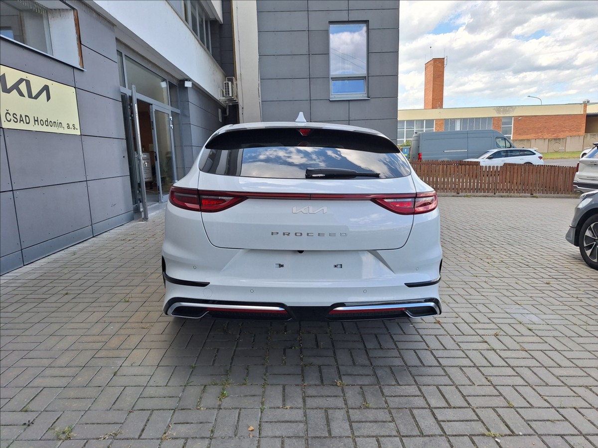 KIA ProCeed