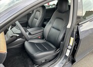 Tesla Model 3 21