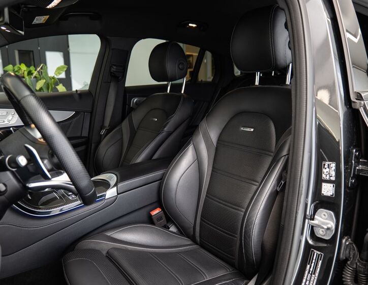 Mercedes-Benz GLC 8