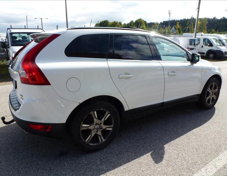 Volvo XC60 7