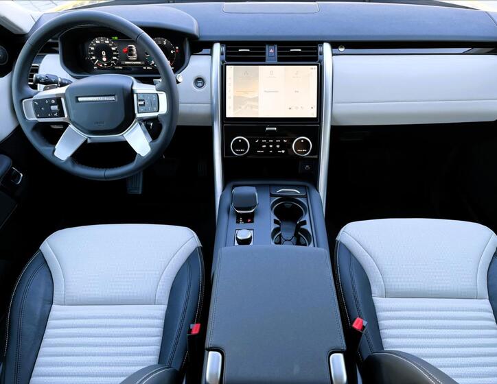 Land Rover Discovery 16