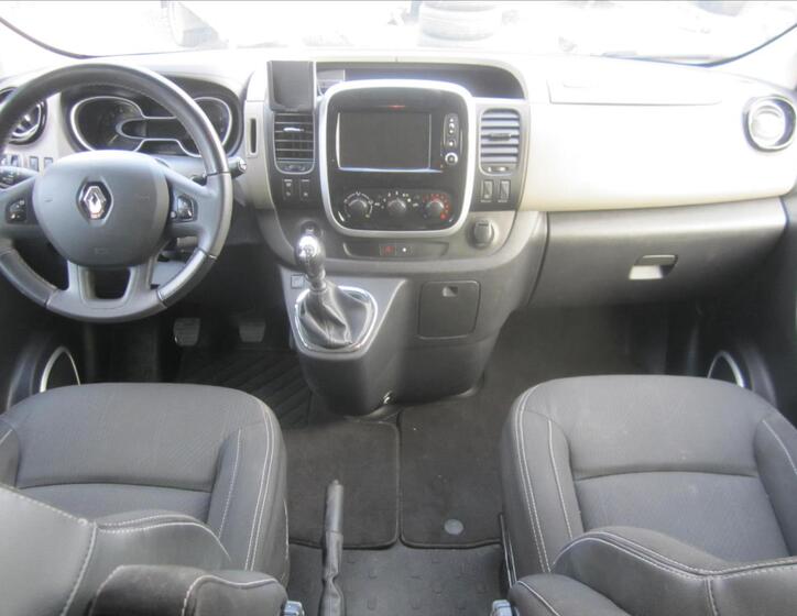 Renault Trafic 7