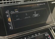 Audi Q8 40