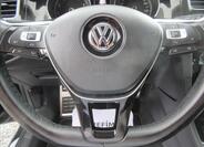Volkswagen Golf 9