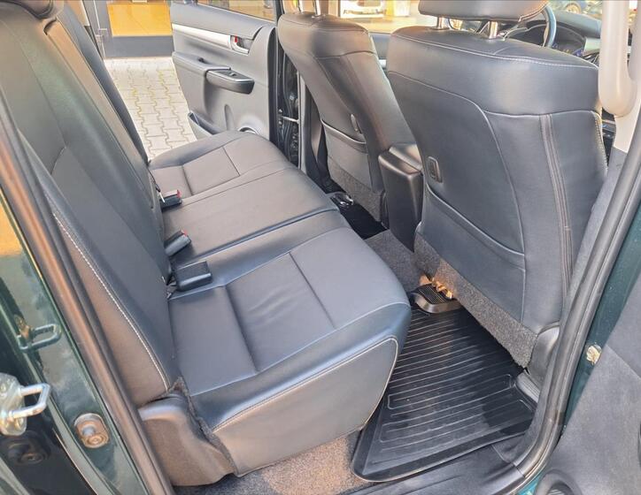 Toyota Hilux 12