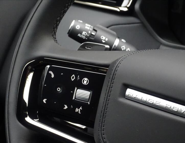 Land Rover Range Rover Velar 12