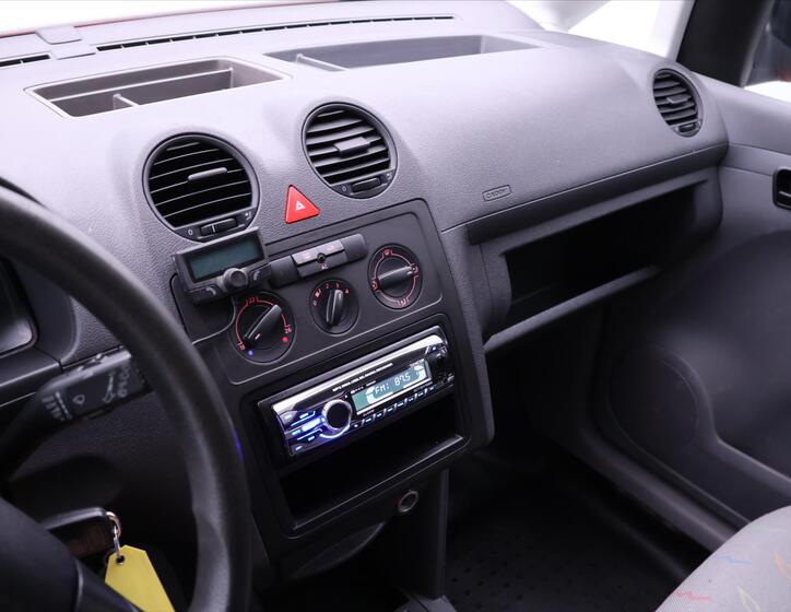 Volkswagen Caddy 18