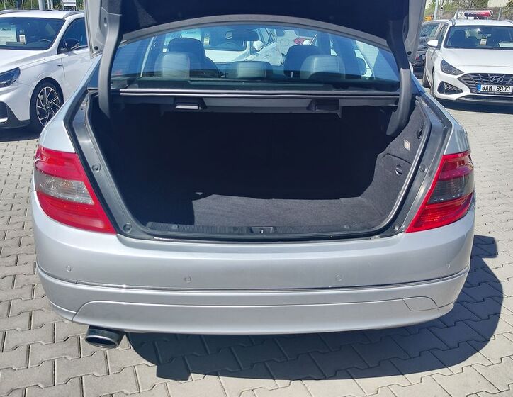 Mercedes-Benz Třídy C 9