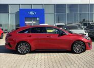 KIA ProCeed 6
