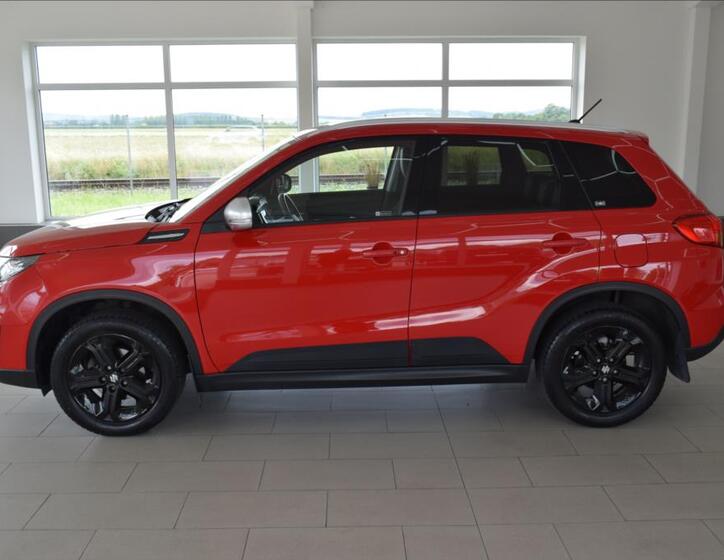 Suzuki Vitara 5