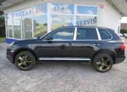 Porsche Cayenne 8