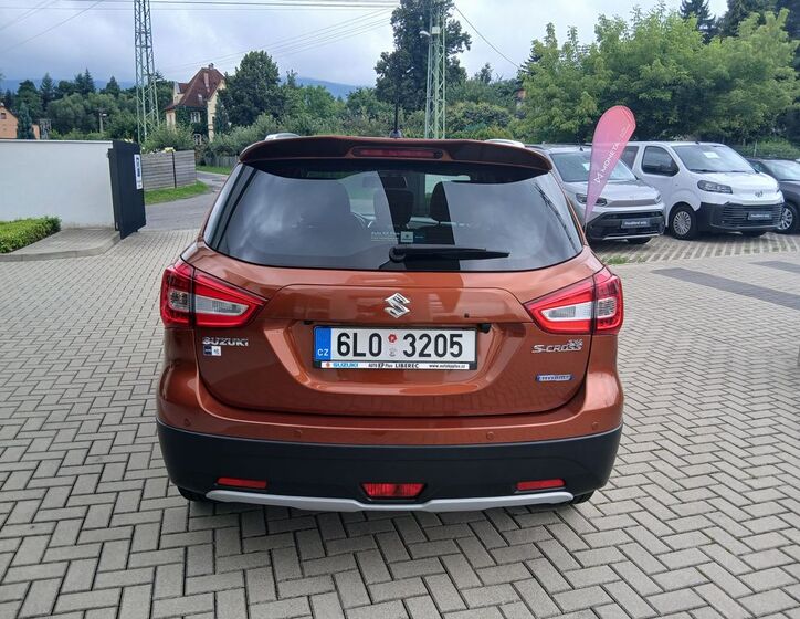 Suzuki SX4 S-Cross 32
