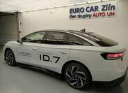 Volkswagen ID.7 4