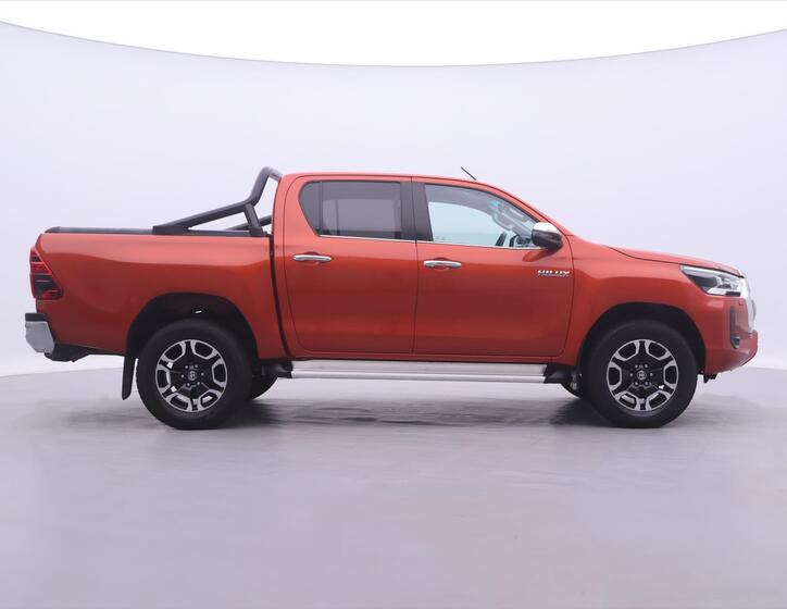Toyota Hilux 8