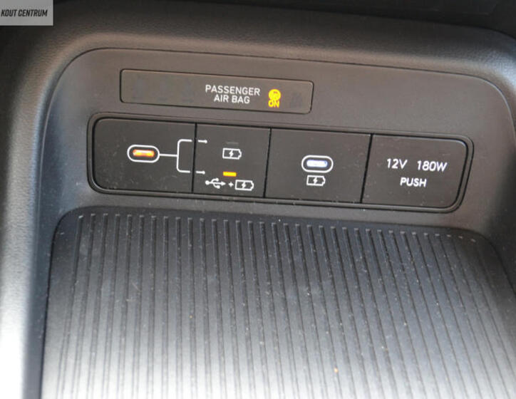 Hyundai Kona 34