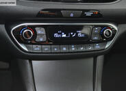 Hyundai i30 24