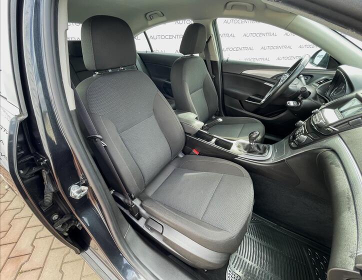 Opel Insignia 19