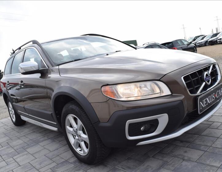 Volvo XC70 4