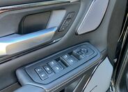 Dodge RAM 28