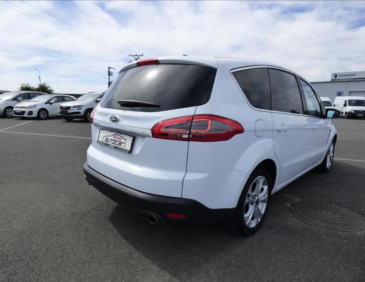 Ford S-MAX 3