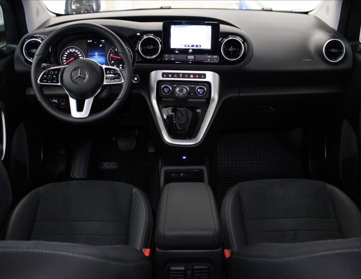 Mercedes-Benz Citan 8