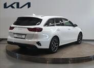 KIA Ceed 4