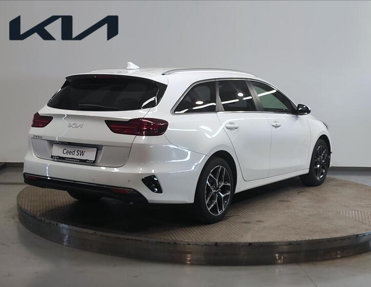 KIA Ceed 4