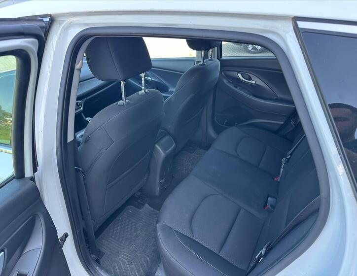 Hyundai i30 6