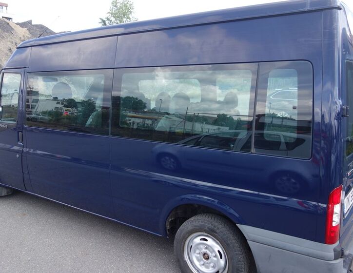 Ford Transit 8