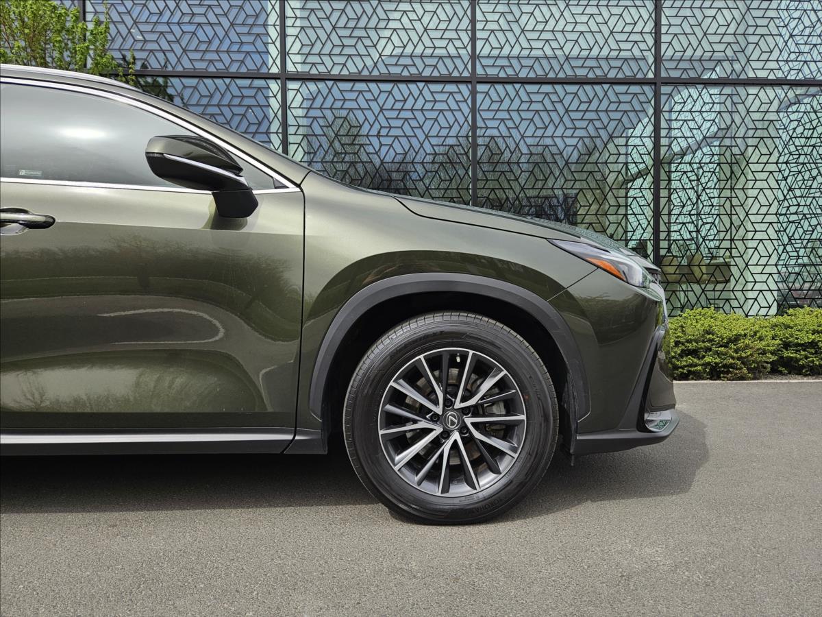 Lexus NX 450h plus