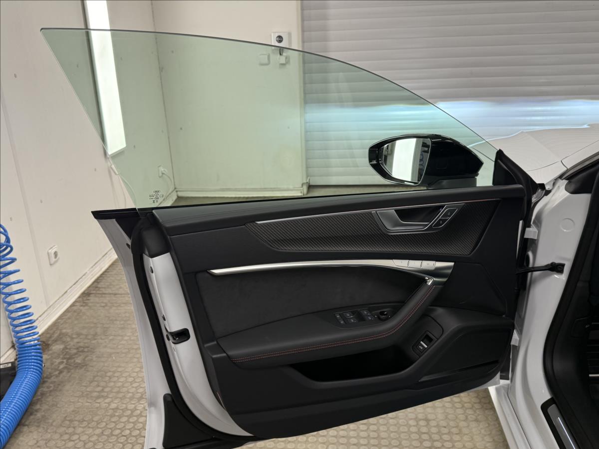 Audi S7