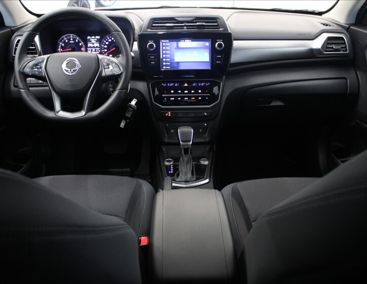 SsangYong Tivoli 8