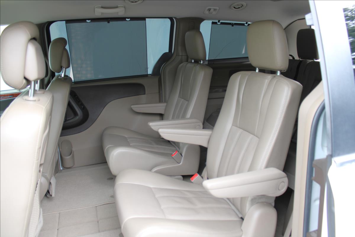 Chrysler Town & Country