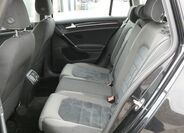 Volkswagen Golf 28