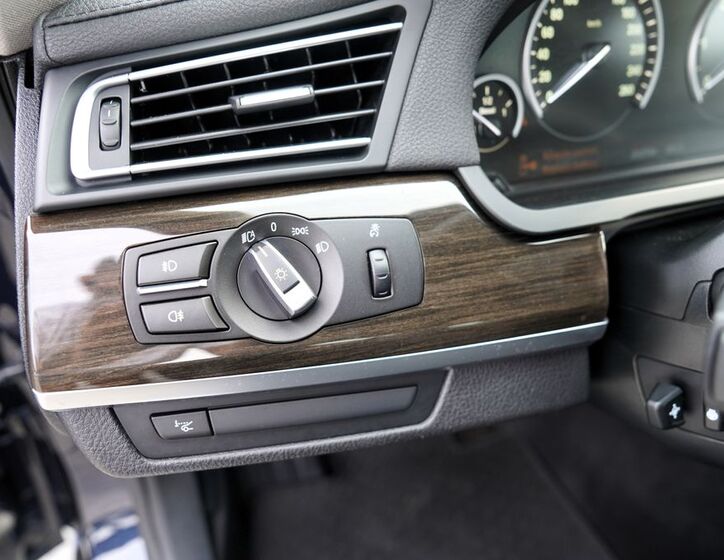 BMW Řada 7 43