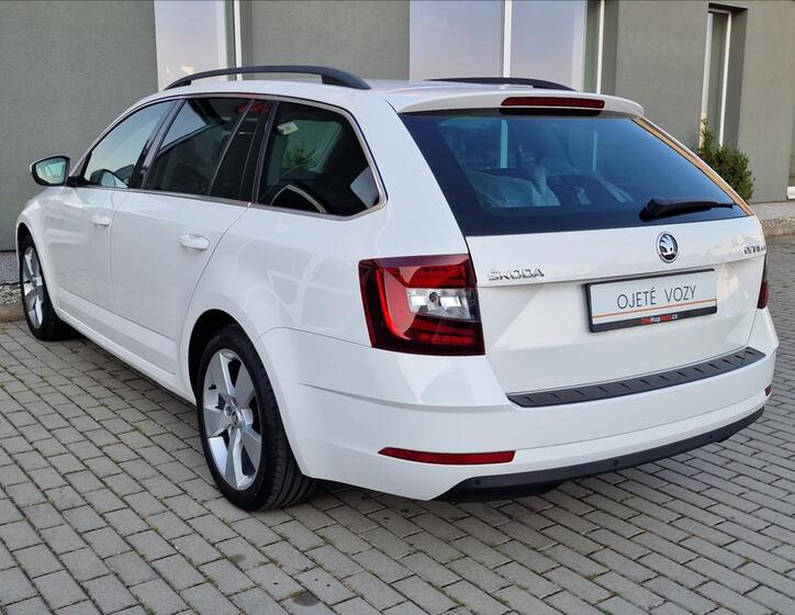 Škoda Octavia 8