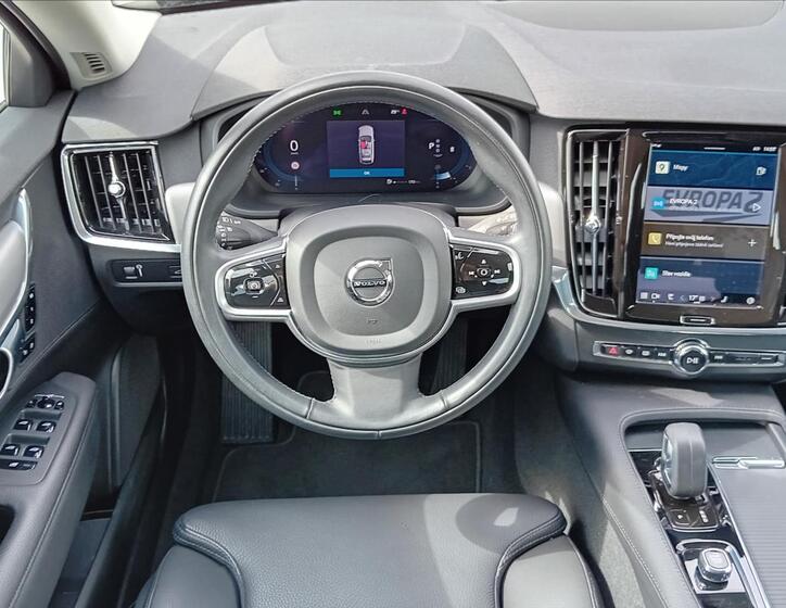Volvo V90 6