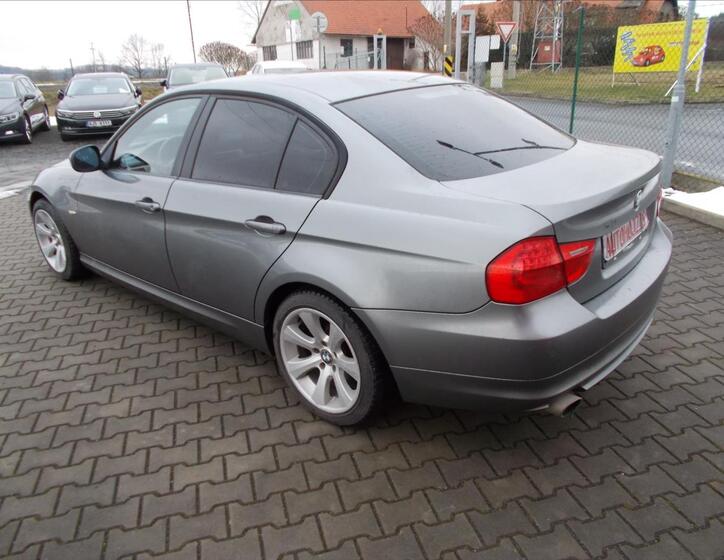 BMW Řada 3 11