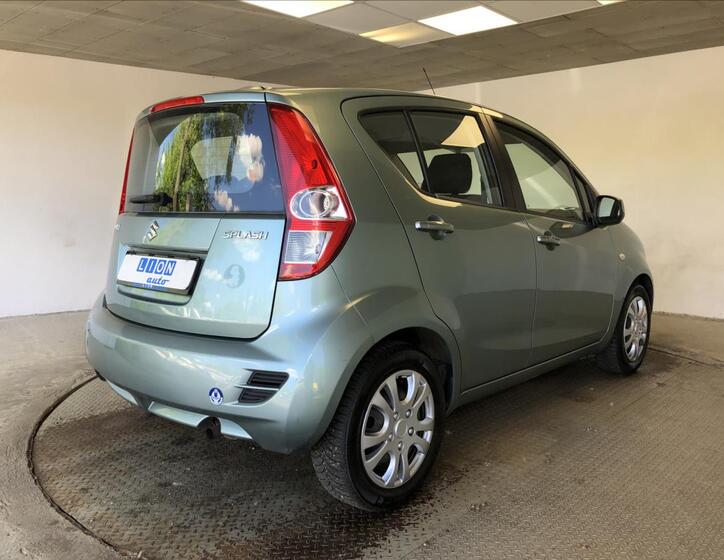 Suzuki Splash 7