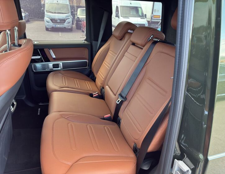 Mercedes-Benz Třídy G 14