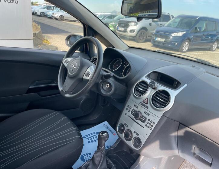 Opel Corsa 12
