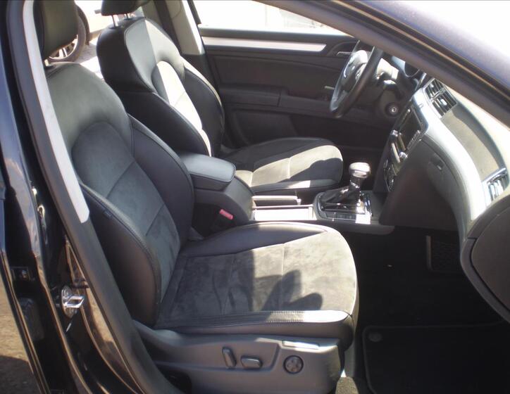 Škoda Superb 13