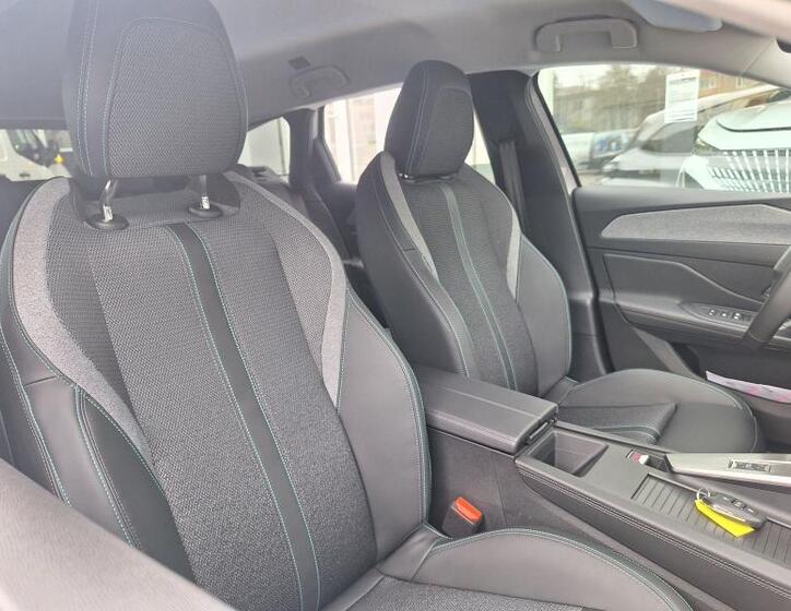 Peugeot 308 14