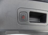Tesla Model S 9
